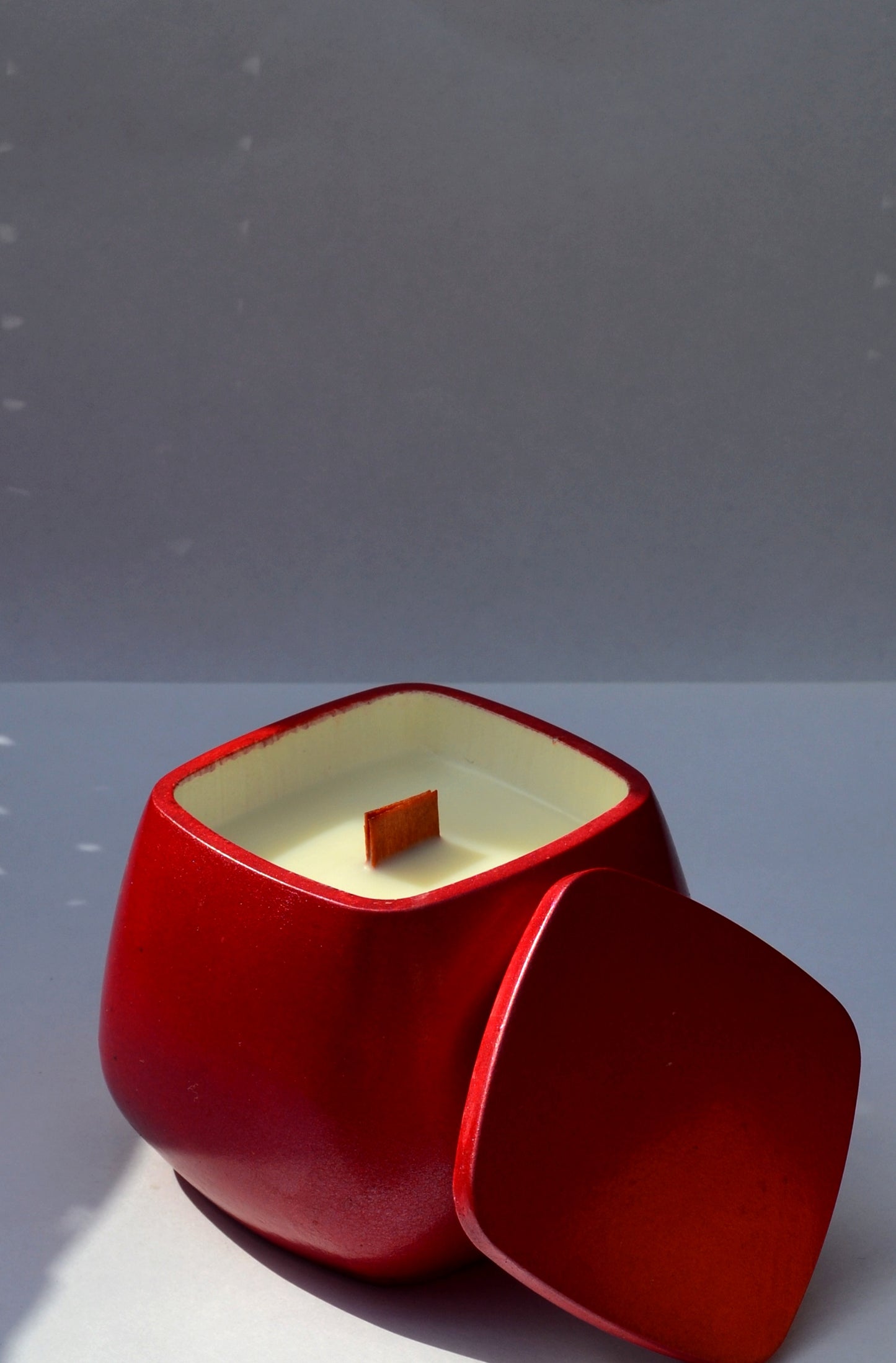 Scented Candle Soft Diamond Cherry red